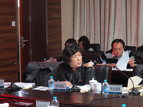 图为汤小泉理事长出席“中国国际健康生态城”项目协调会