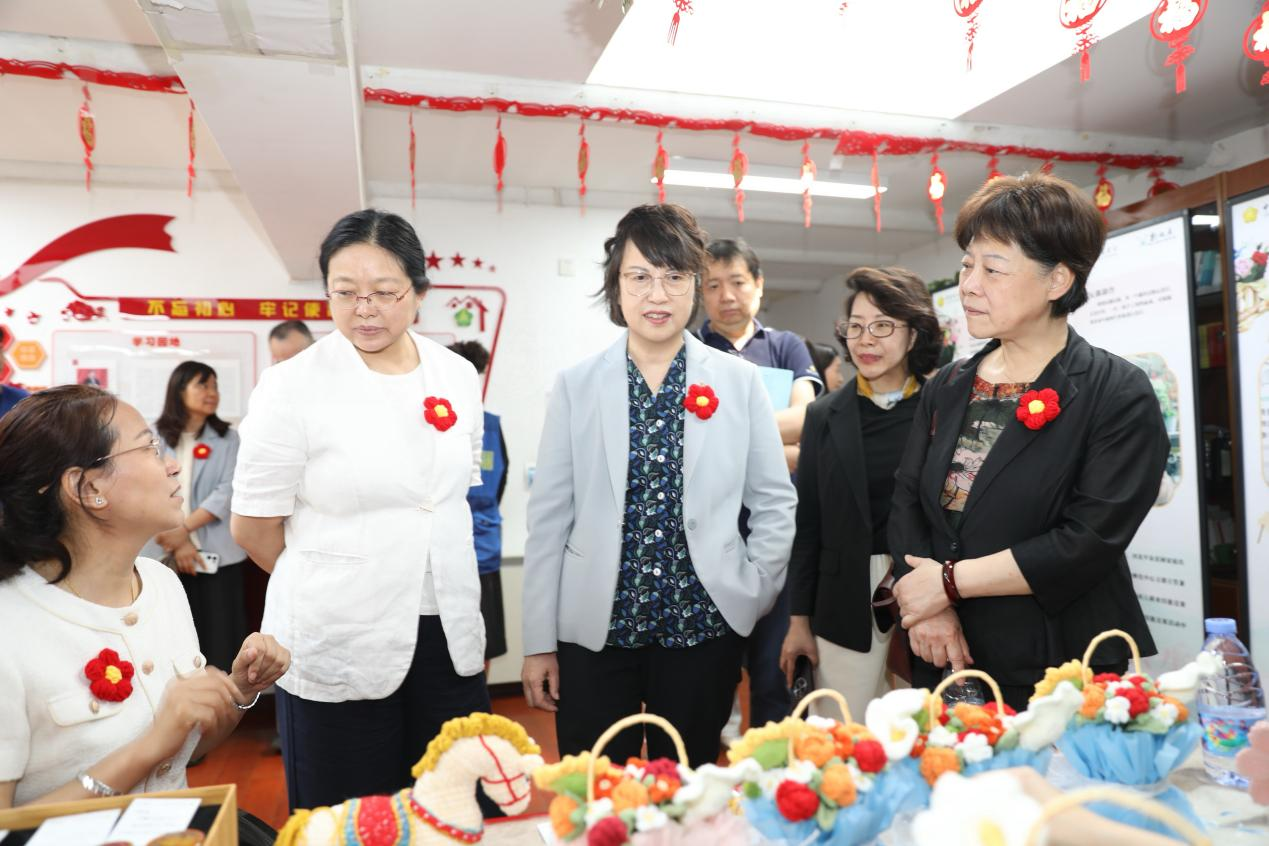 202605191779156801.png 全国助残日美丽工坊助残培训班结业仪式在京举行3.png